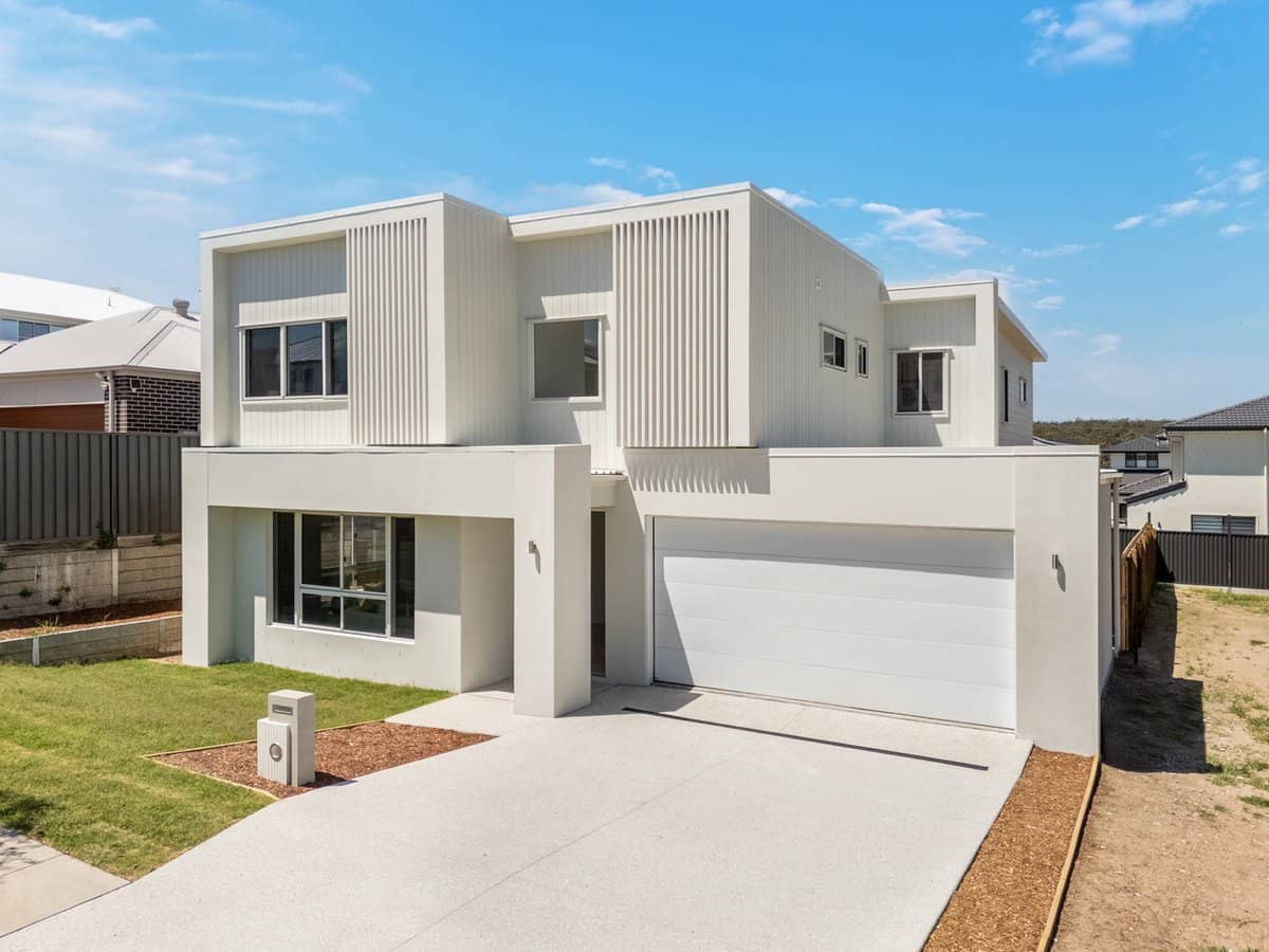 20 Orpheus Street, PARKINSON - Thumbnail 1