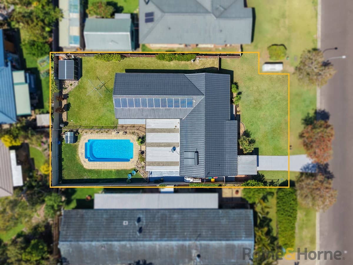 30 Andrew Avenue, POTTSVILLE - Thumbnail 3