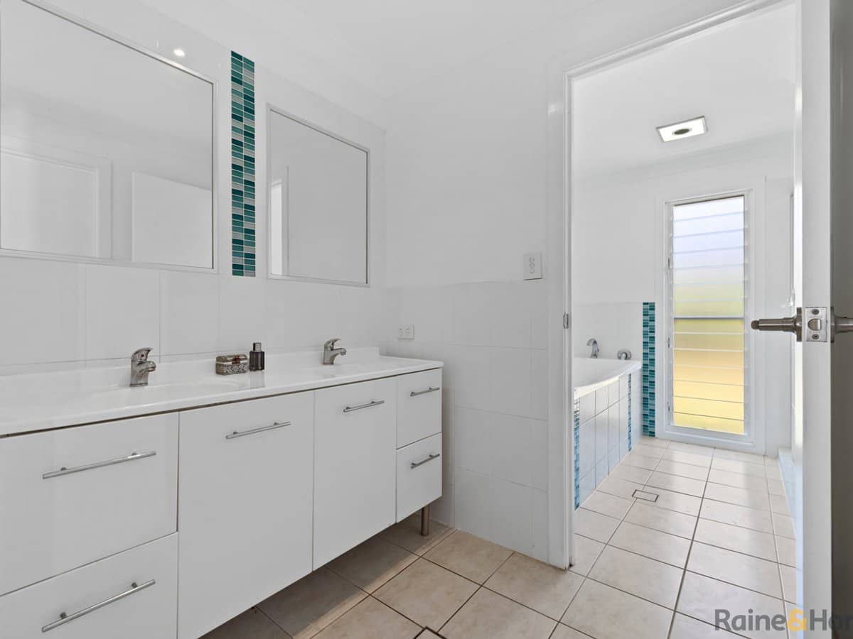 30 Andrew Avenue, POTTSVILLE - Thumbnail 17