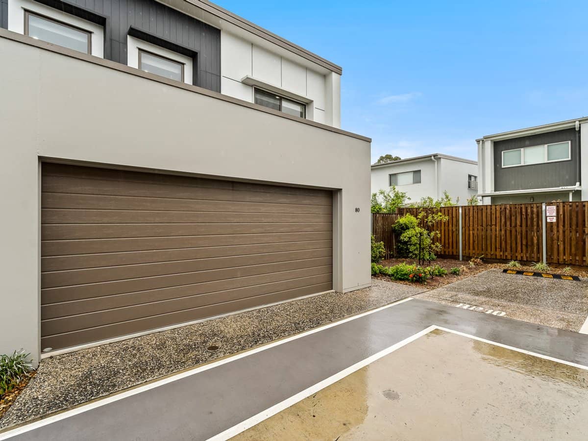 26 Elizabeth Street, ROCHEDALE - Thumbnail 2