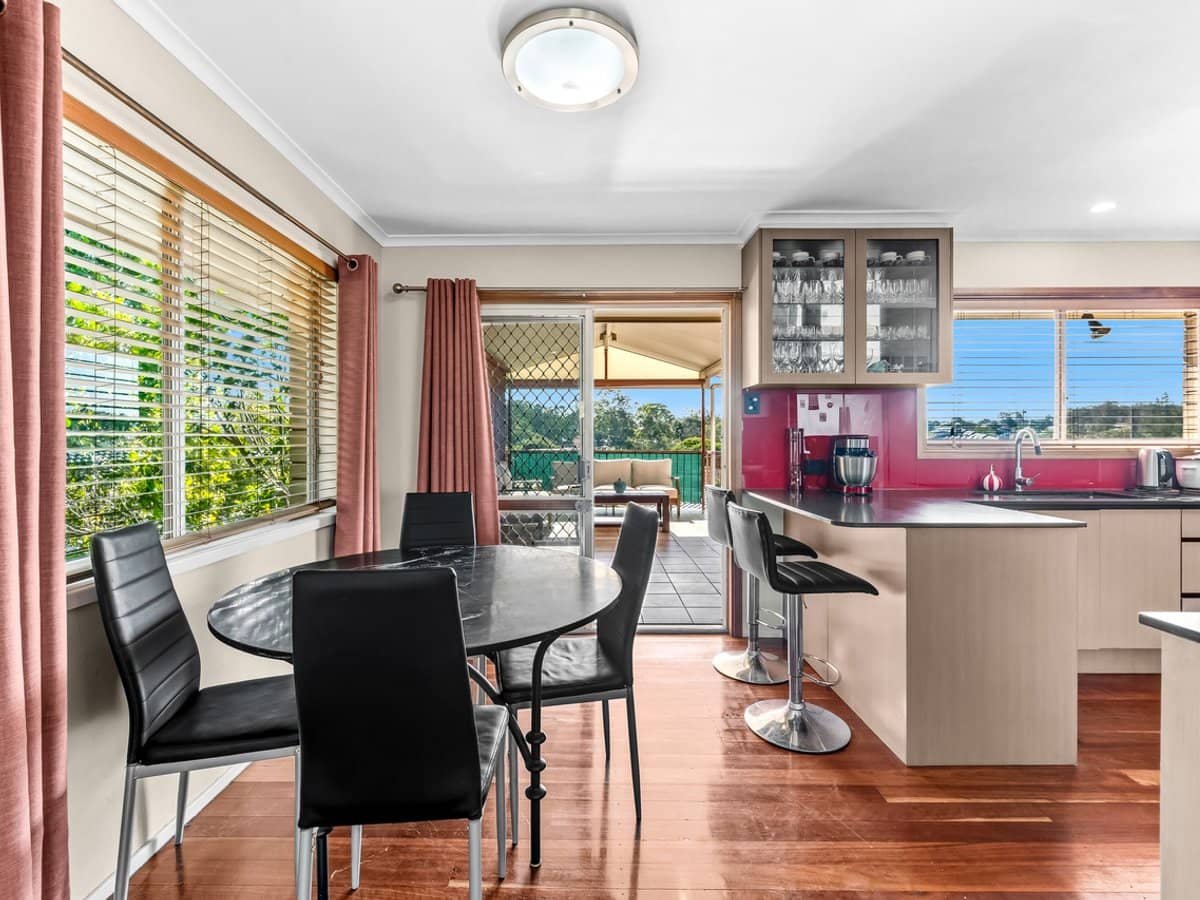 84 Mingera Street, MANSFIELD - Thumbnail 10