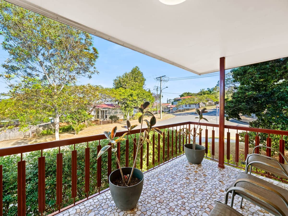 84 Mingera Street, MANSFIELD - Thumbnail 15