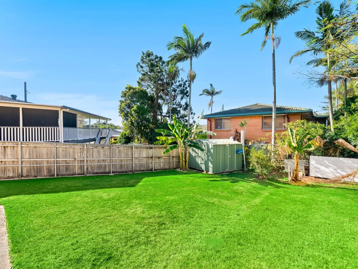 84 Mingera Street, MANSFIELD - Thumbnail 22