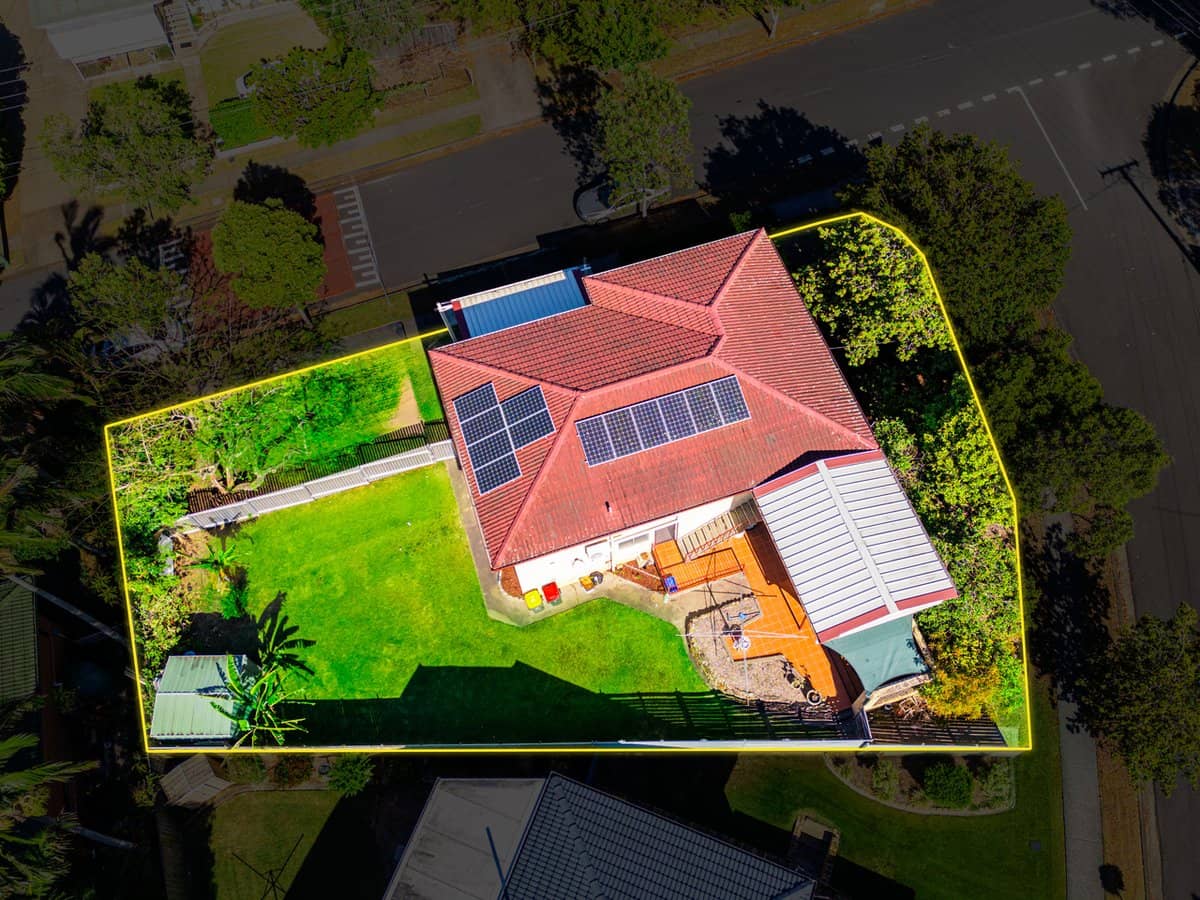 84 Mingera Street, MANSFIELD - Thumbnail 27