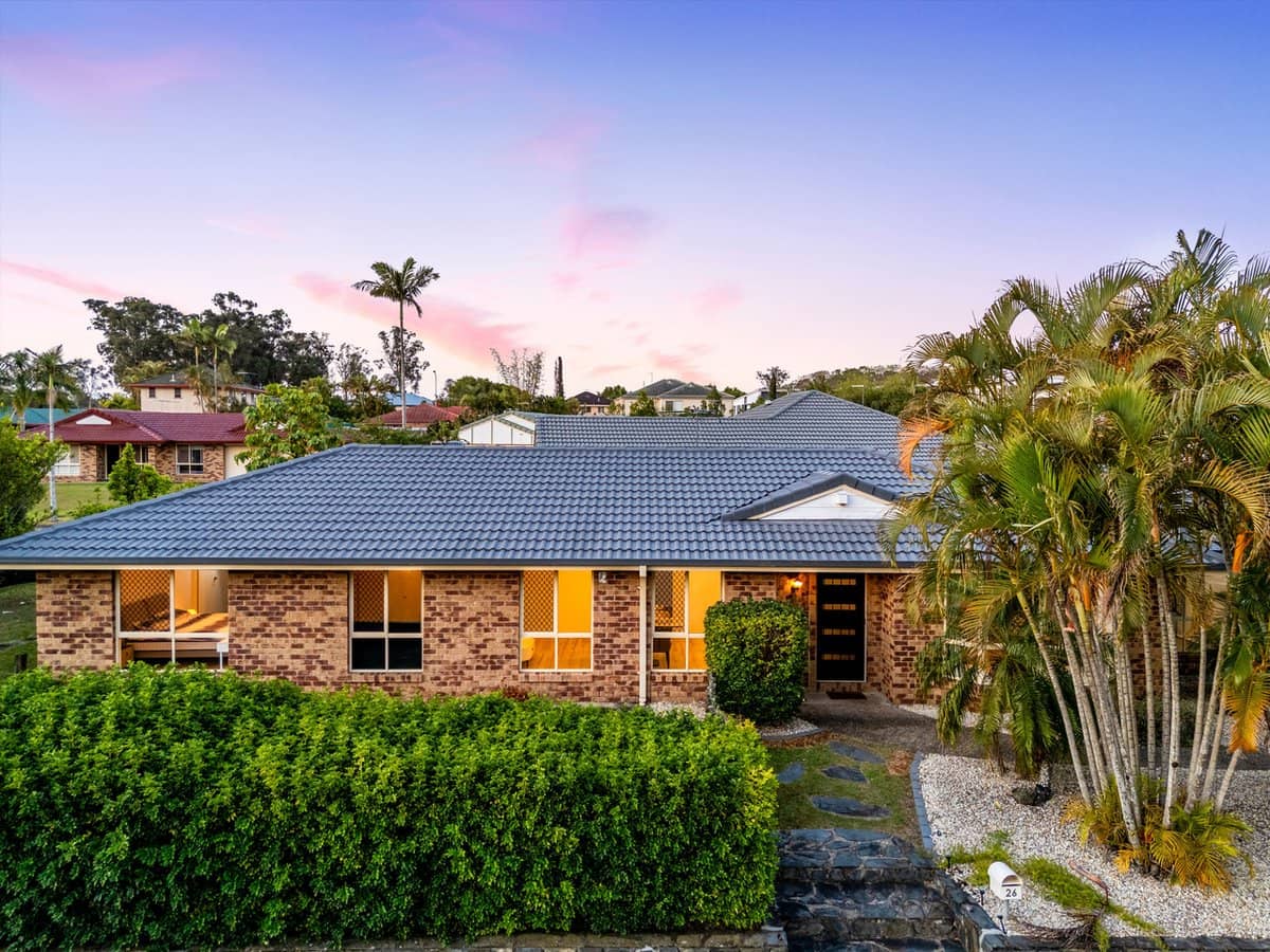 26 Avondale Crescent, Parkinson - Thumbnail 2