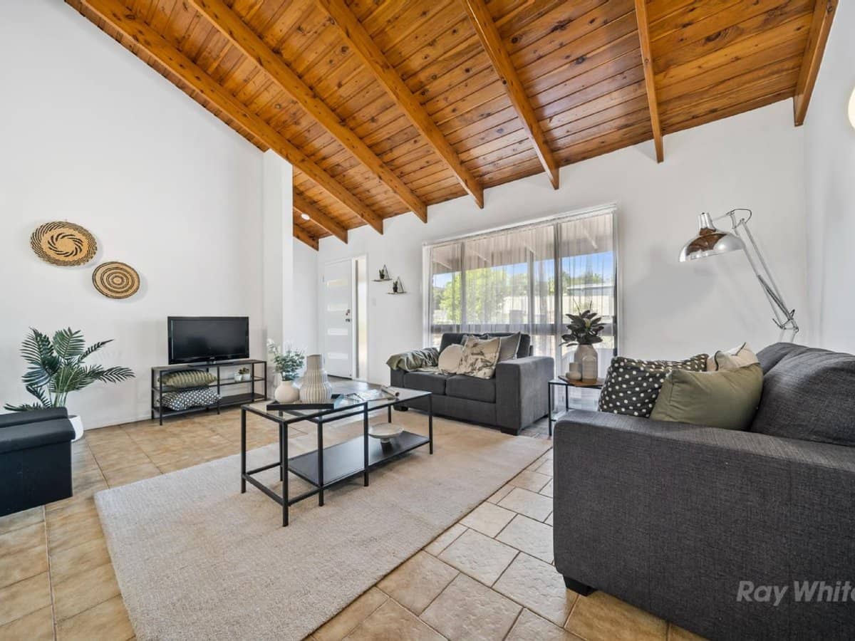 3 Isabel Street, Loganlea - Thumbnail 2