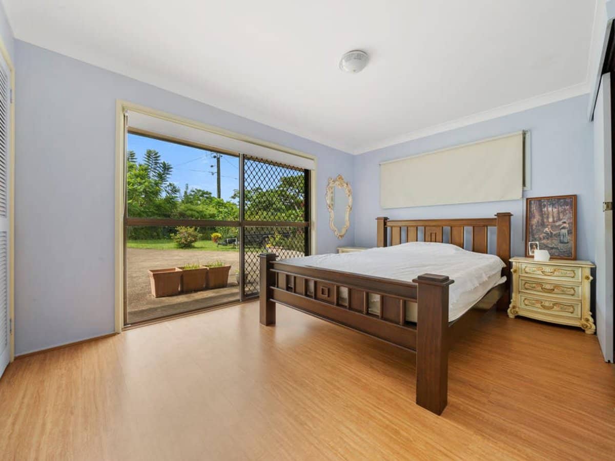 25 Hillside Drive, DAISY HILL - Thumbnail 5