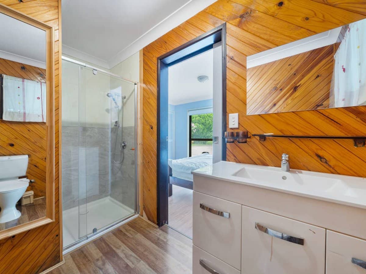 25 Hillside Drive, DAISY HILL - Thumbnail 6