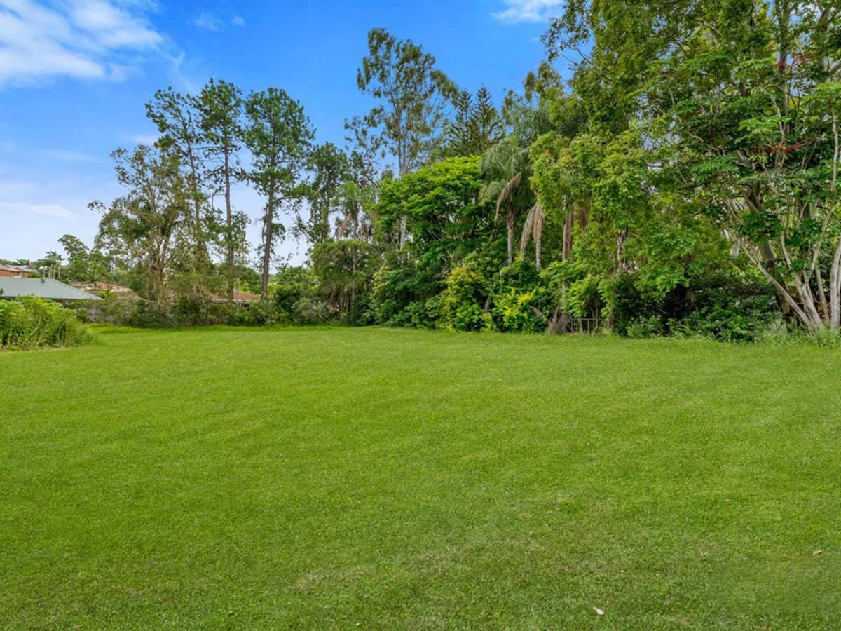 25 Hillside Drive, DAISY HILL - Thumbnail 16