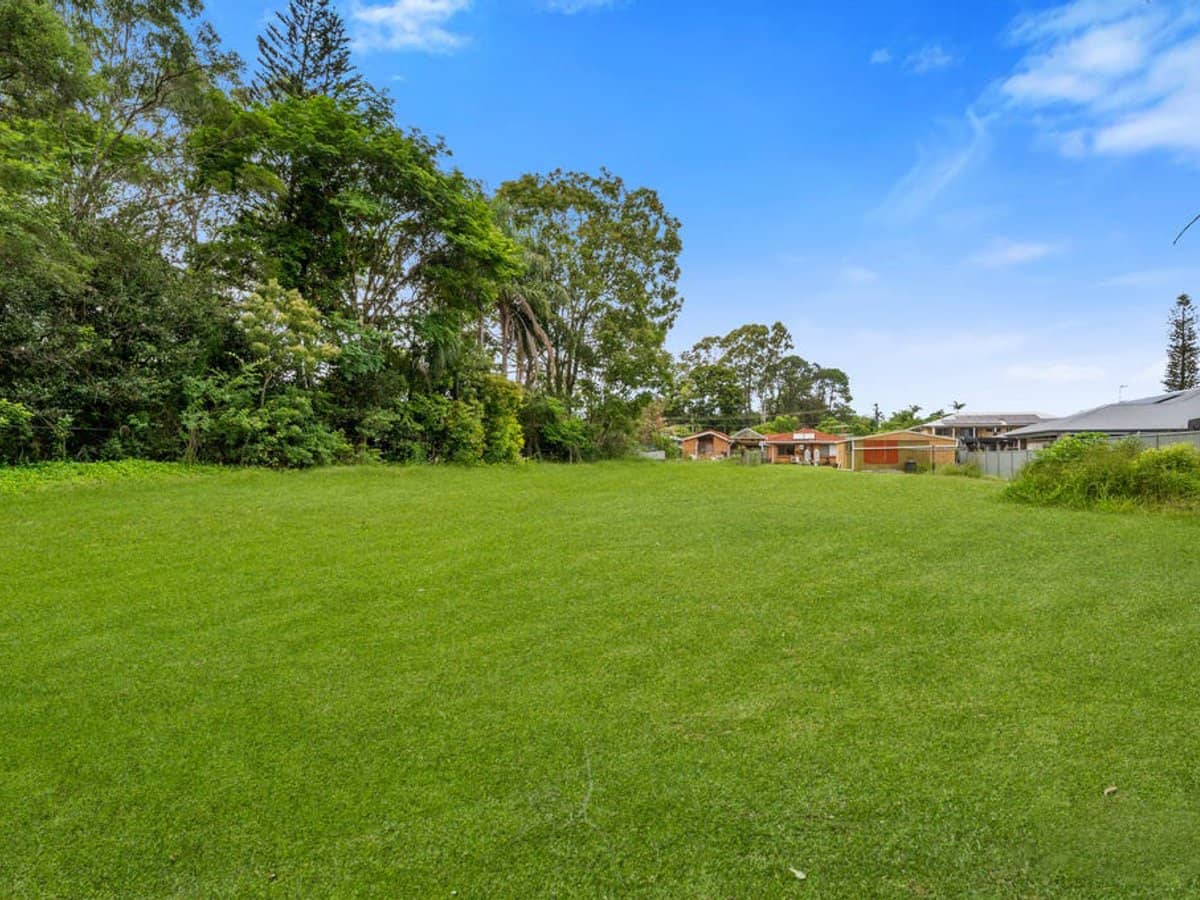 25 Hillside Drive, DAISY HILL - Thumbnail 17