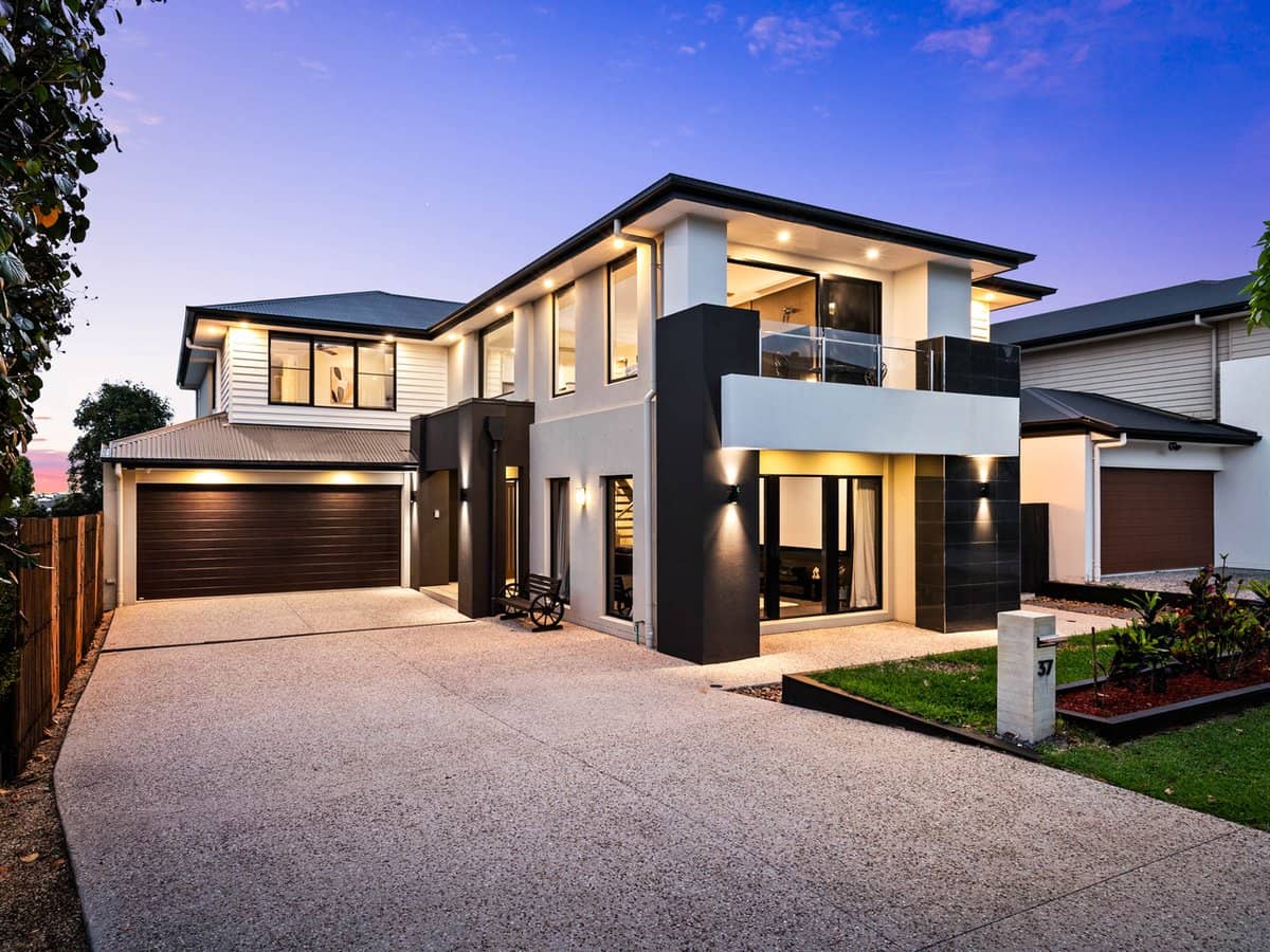 37 Major Drive, ROCHEDALE - Thumbnail 1