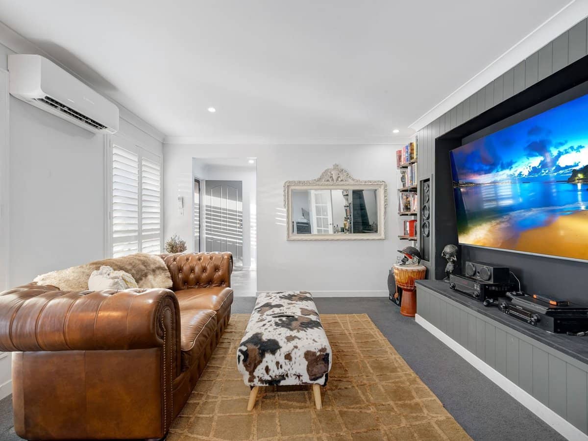 98 Bannockburn Crescent, Parkinson - Thumbnail 3