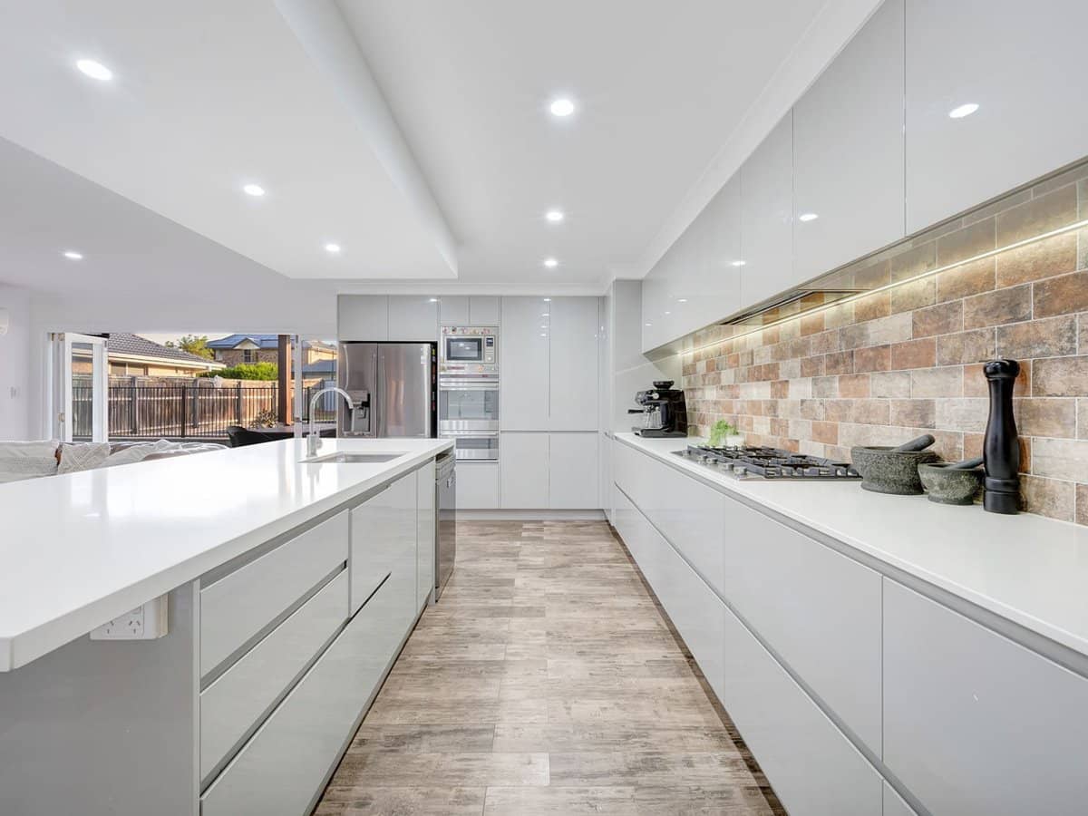 98 Bannockburn Crescent, Parkinson - Thumbnail 5