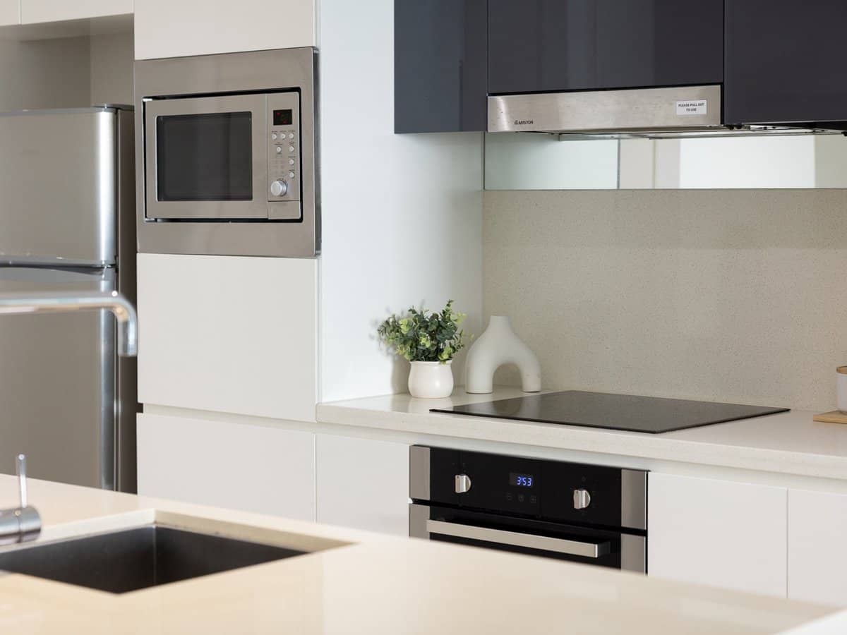 22003/3113 Surfers Paradise Boulevard, SURFERS PARADISE - Thumbnail 3