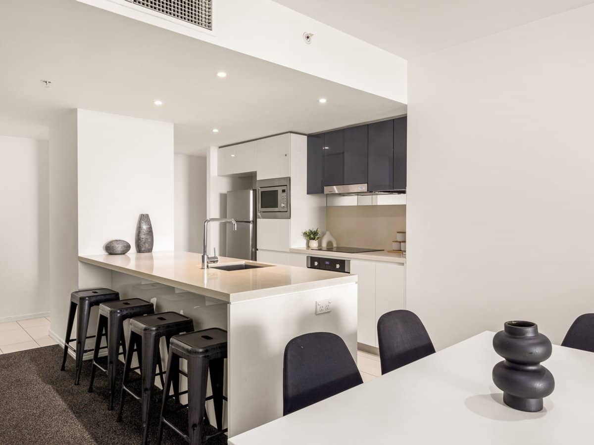 22003/3113 Surfers Paradise Boulevard, SURFERS PARADISE - Thumbnail 5