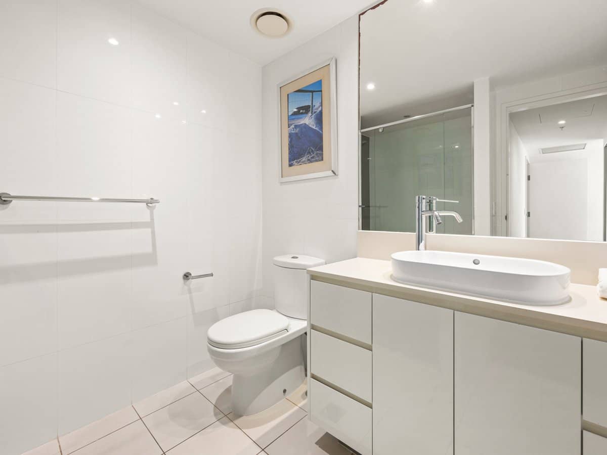 22003/3113 Surfers Paradise Boulevard, SURFERS PARADISE - Thumbnail 17