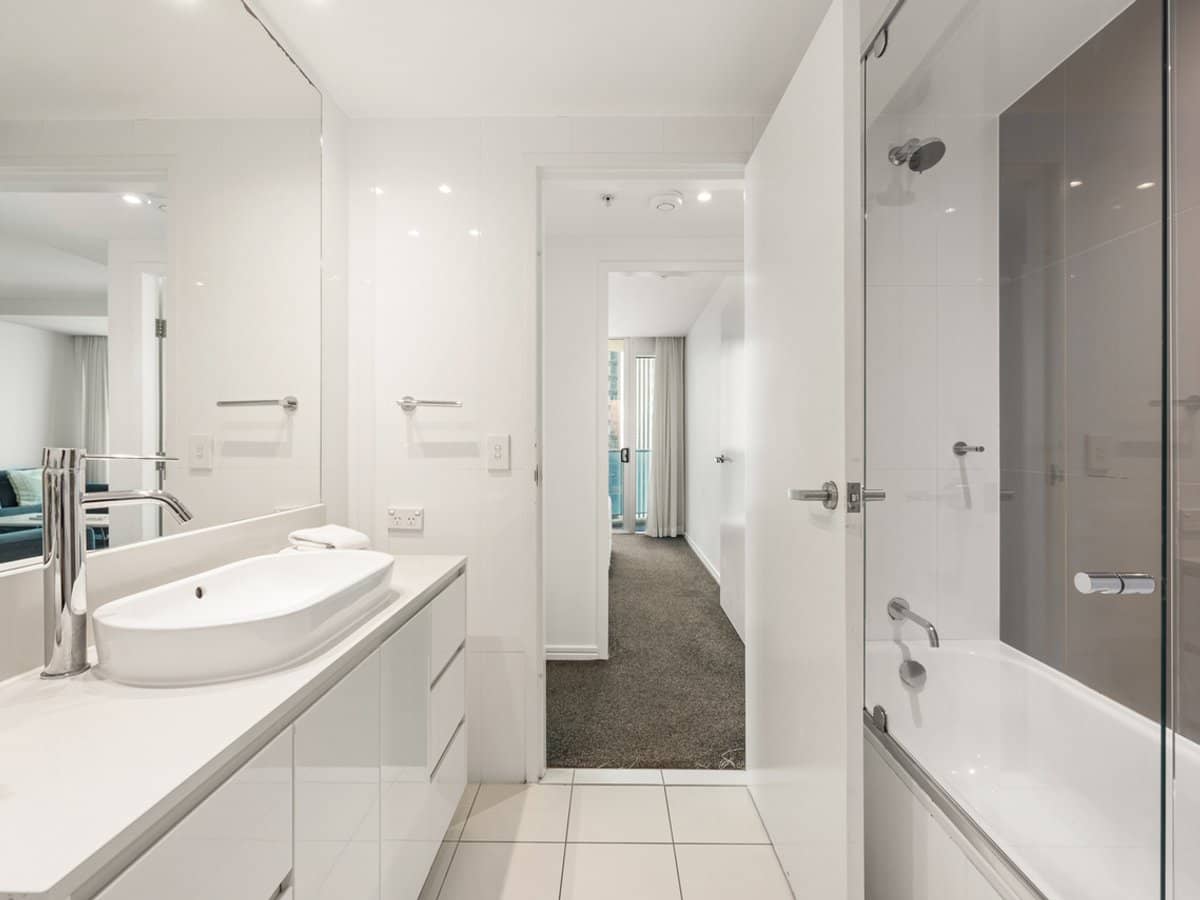 22003/3113 Surfers Paradise Boulevard, SURFERS PARADISE - Thumbnail 19