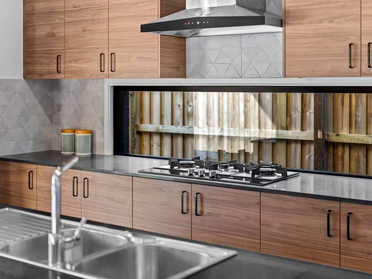 106 Fisher Street, ROCHEDALE - Thumbnail 7