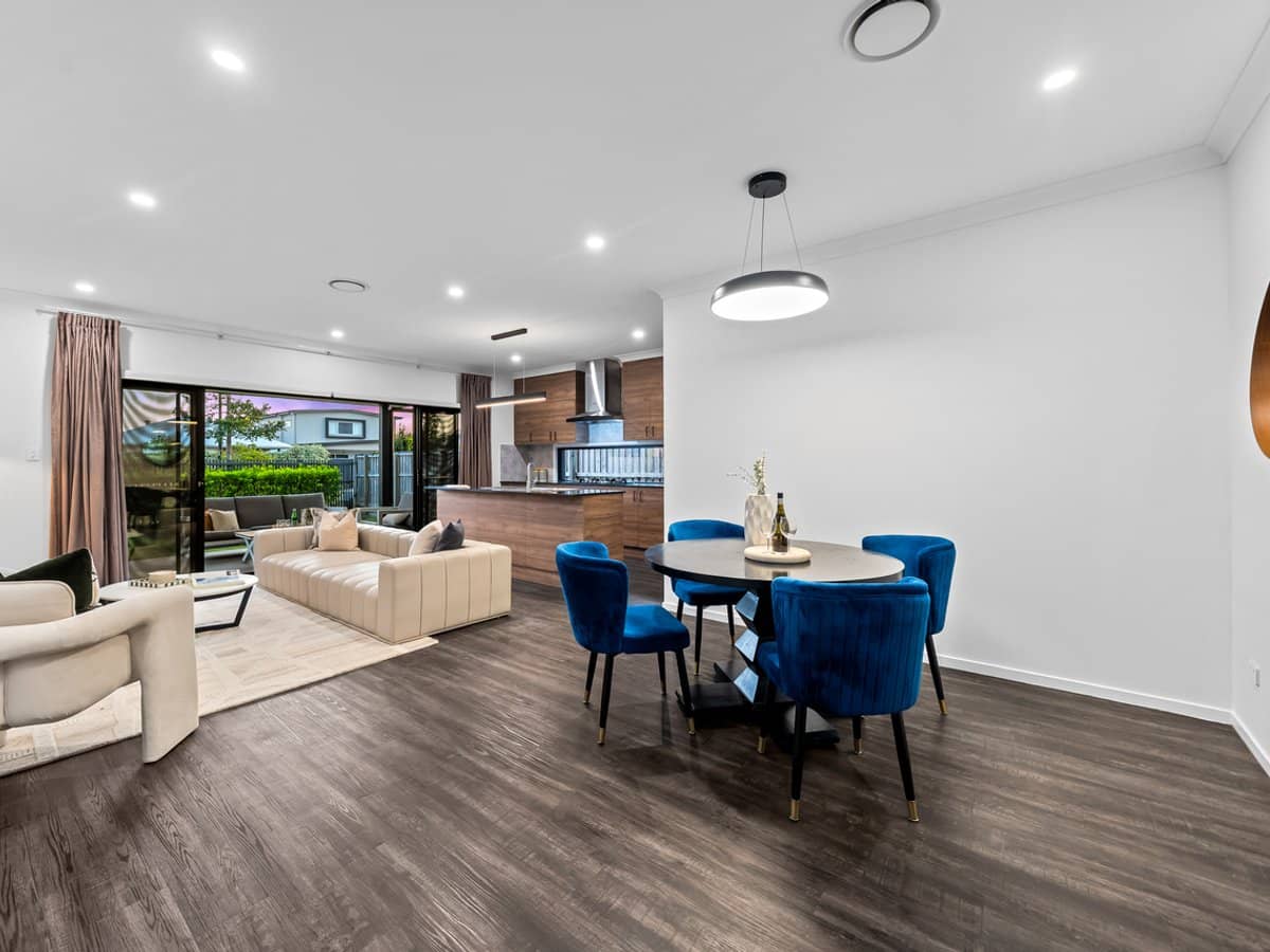 106 Fisher Street, ROCHEDALE - Thumbnail 9