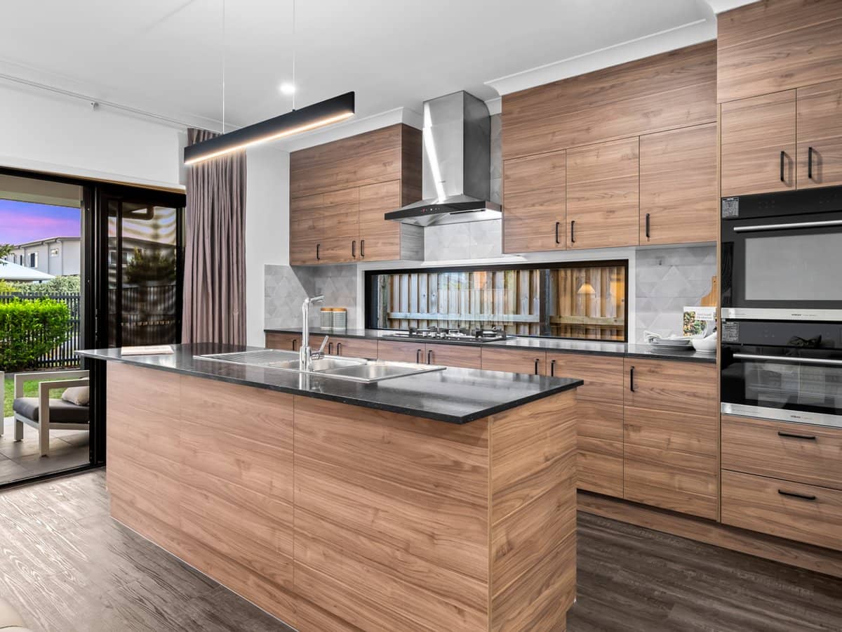 106 Fisher Street, ROCHEDALE - Thumbnail 10