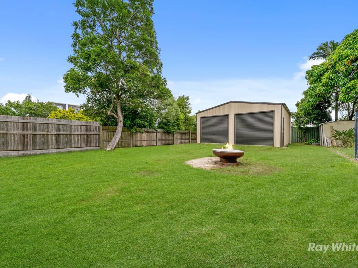 4 Eleanor Avenue, UNDERWOOD - Thumbnail 2