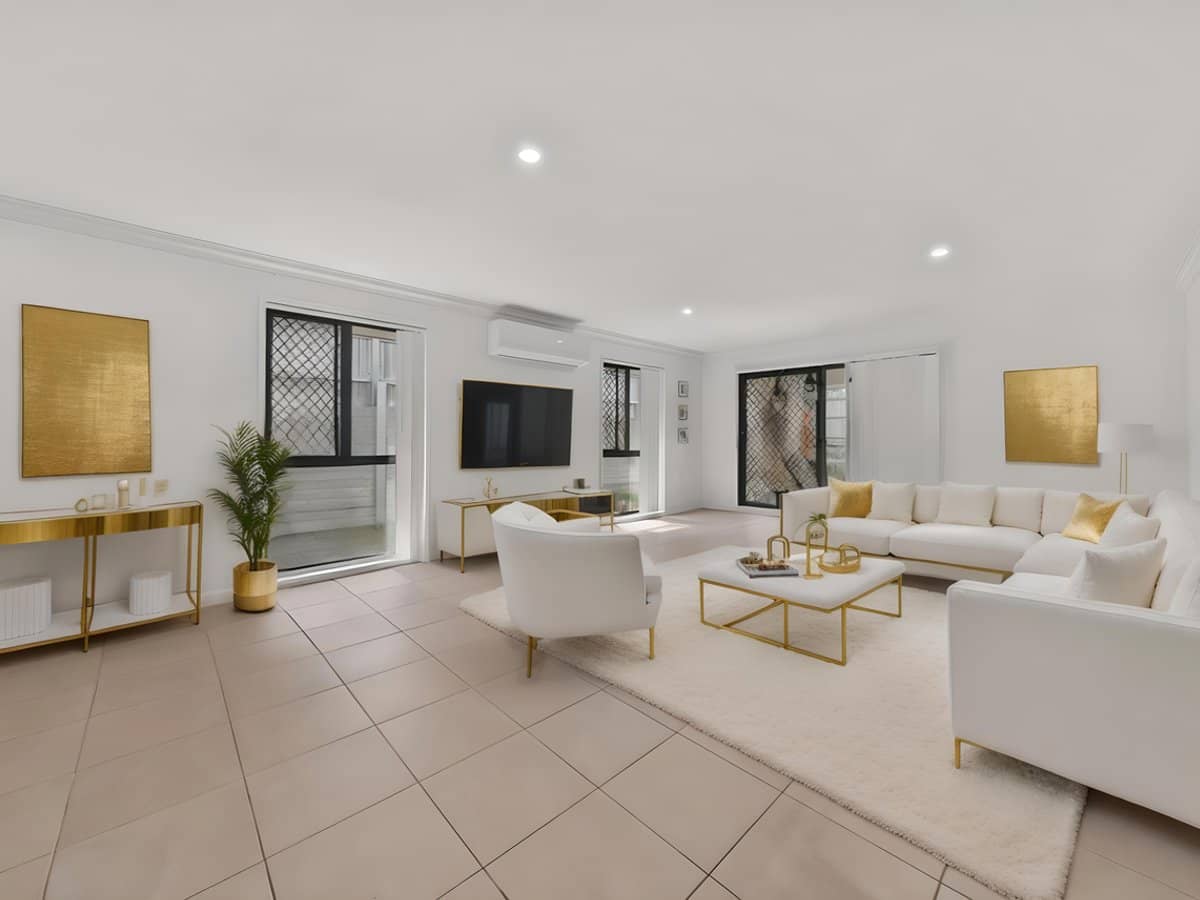 46 Opperman Drive, SPRINGFIELD LAKES - Thumbnail 3