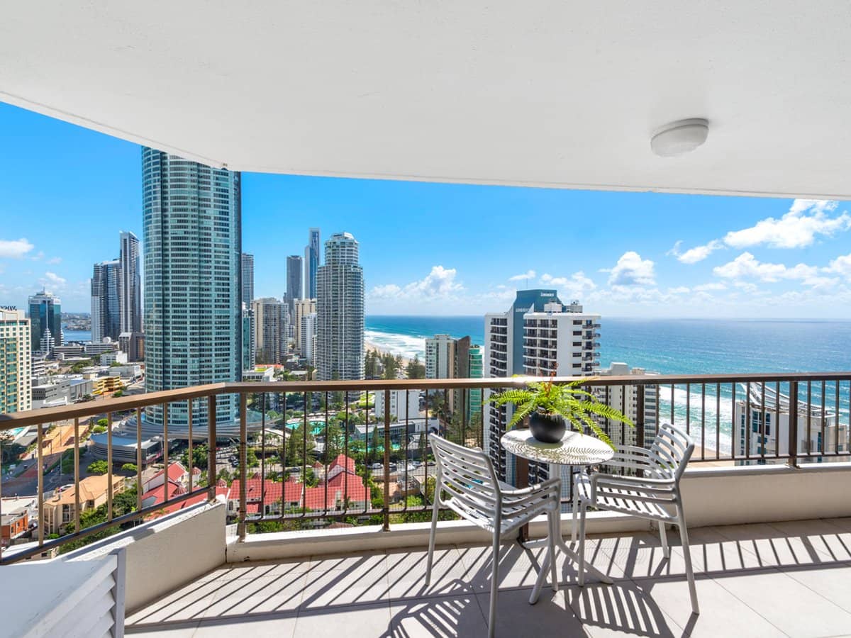 5 Enderley Avenue, SURFERS PARADISE - Thumbnail 1