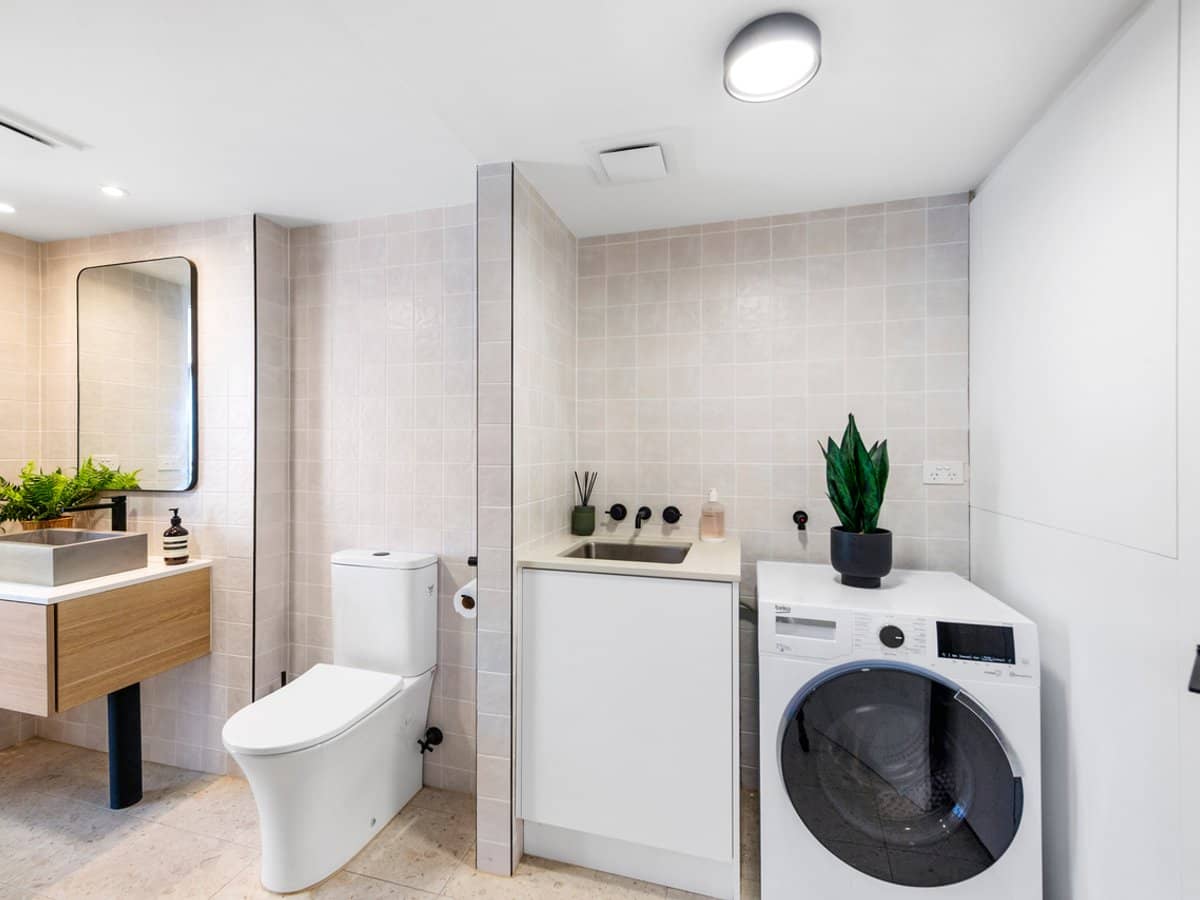 5 Enderley Avenue, SURFERS PARADISE - Thumbnail 17