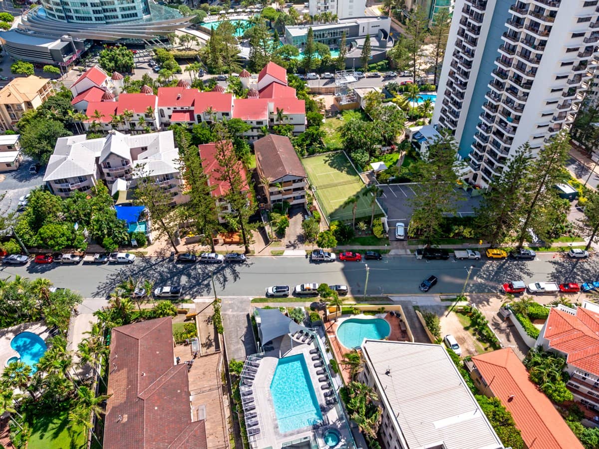 5 Enderley Avenue, SURFERS PARADISE - Thumbnail 23