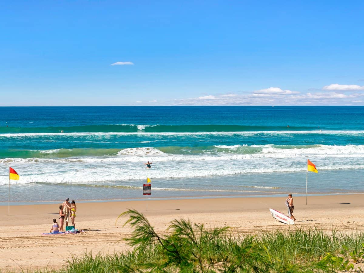 5 Enderley Avenue, SURFERS PARADISE - Thumbnail 32