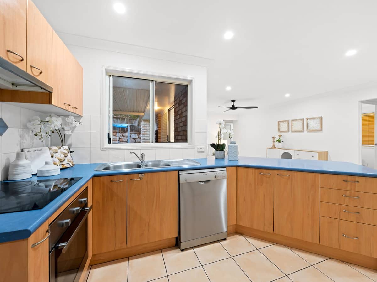 5 Fairmont Crescent, UNDERWOOD - Thumbnail 3