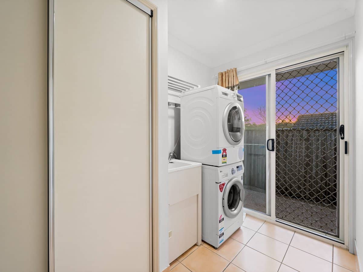 5 Fairmont Crescent, UNDERWOOD - Thumbnail 15