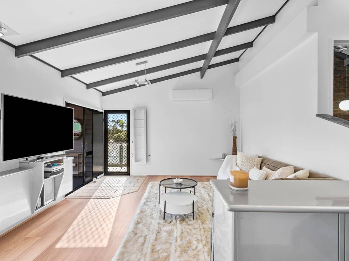 11 Antenor Street, ROCHEDALE SOUTH - Thumbnail 3