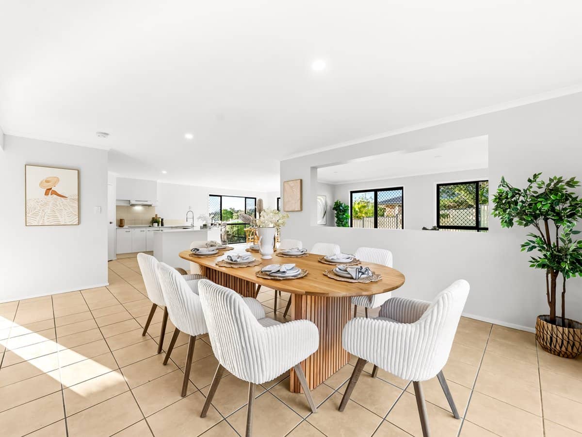 2 Lochano Close, PARKINSON - Thumbnail 7