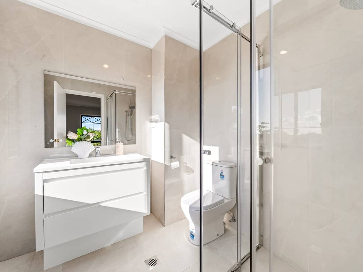 2 Lochano Close, PARKINSON - Thumbnail 11