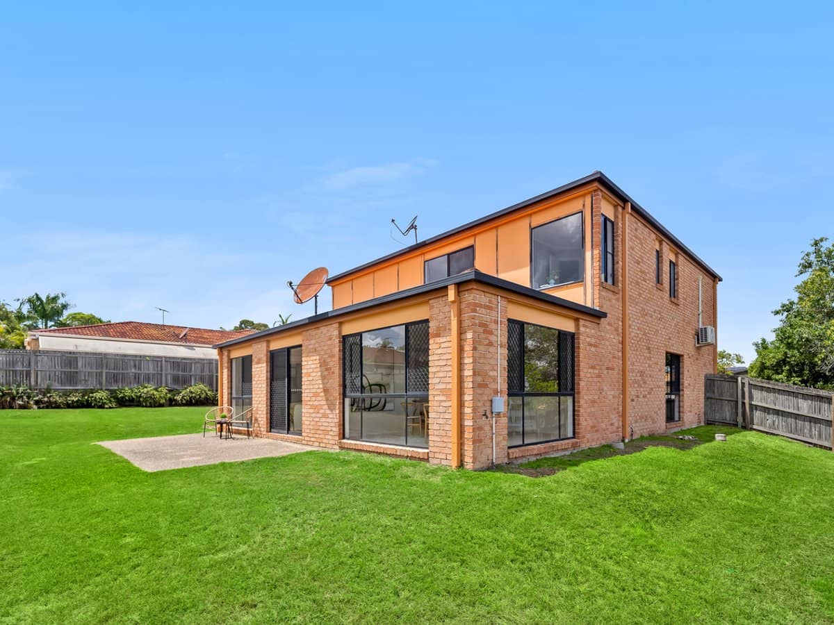 2 Lochano Close, PARKINSON - Thumbnail 20