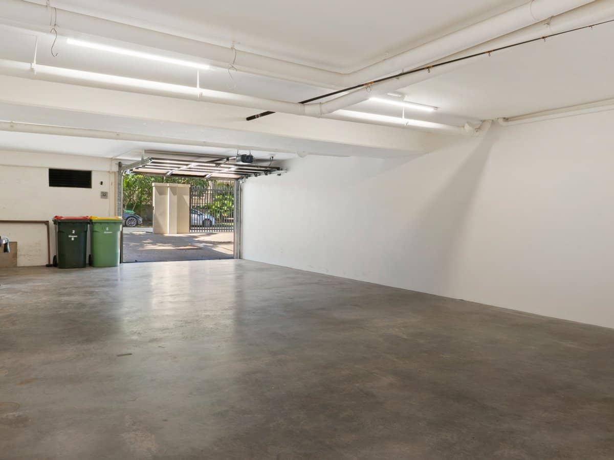 6 Sunset Boulevard, SURFERS PARADISE - Thumbnail 34