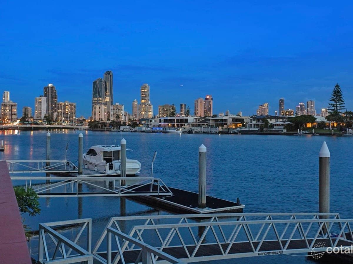 6 Sunset Boulevard, SURFERS PARADISE - Thumbnail 5