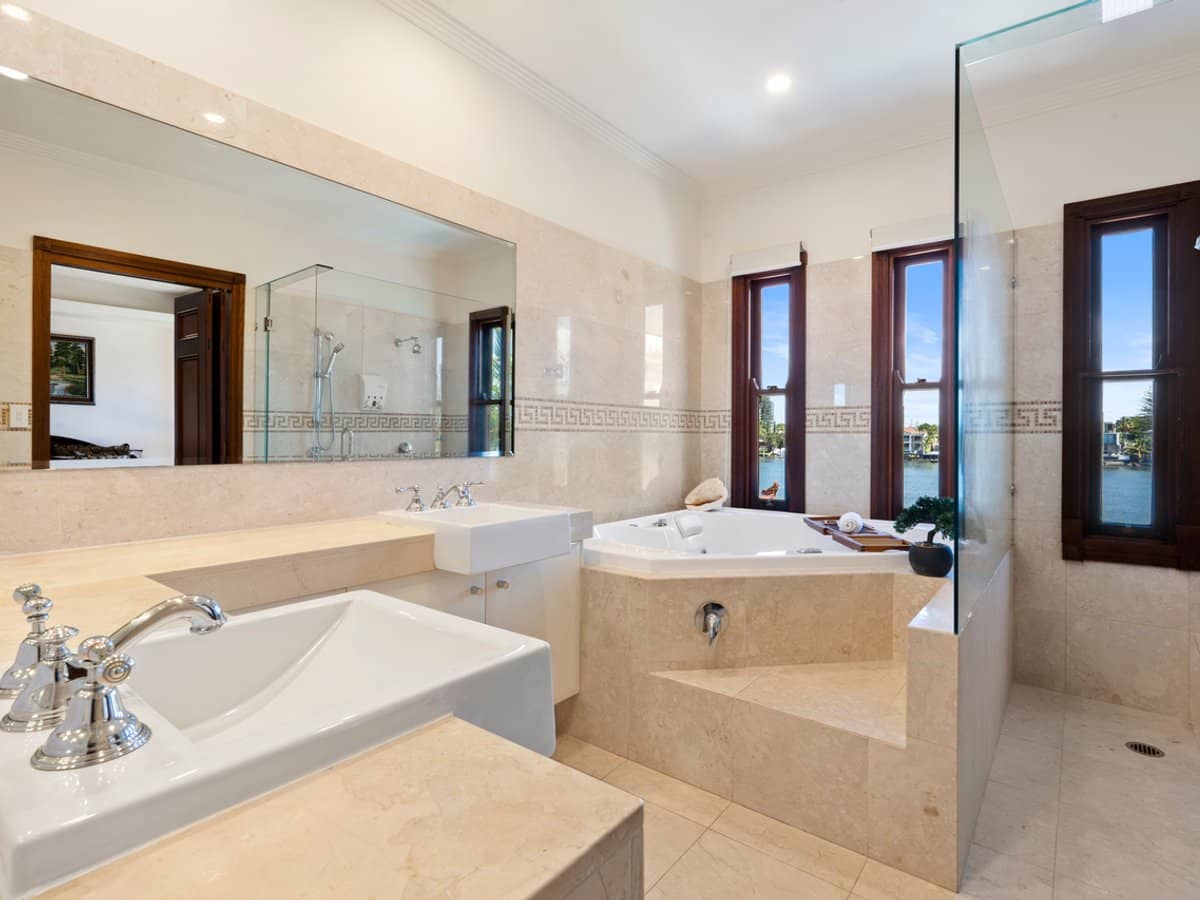 6 Sunset Boulevard, SURFERS PARADISE - Thumbnail 23