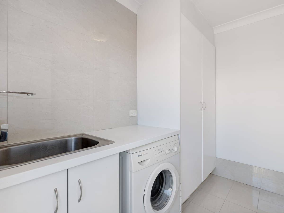 12 Gragin Place, Parkinson - Thumbnail 18