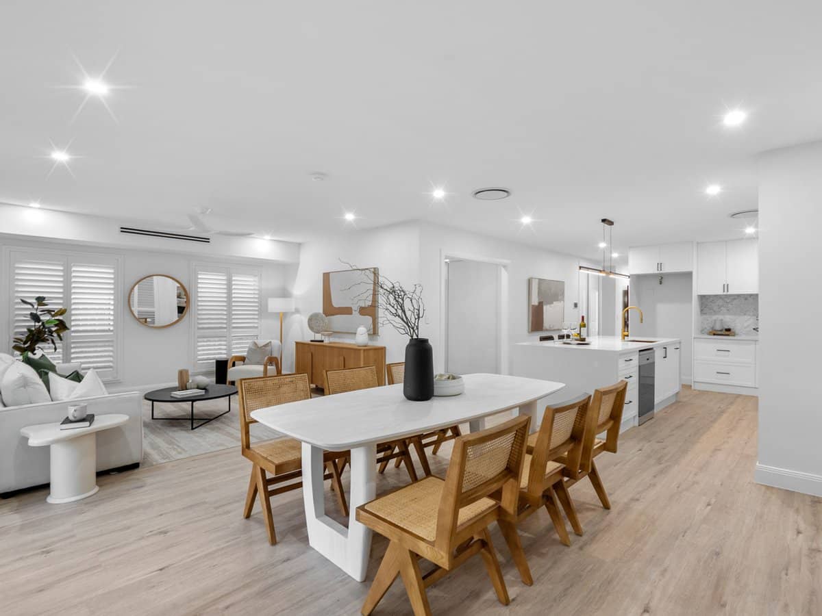 18 Yarrabin Street, Coorparoo - Thumbnail 1