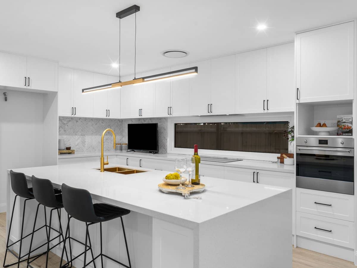 18 Yarrabin Street, Coorparoo - Thumbnail 2