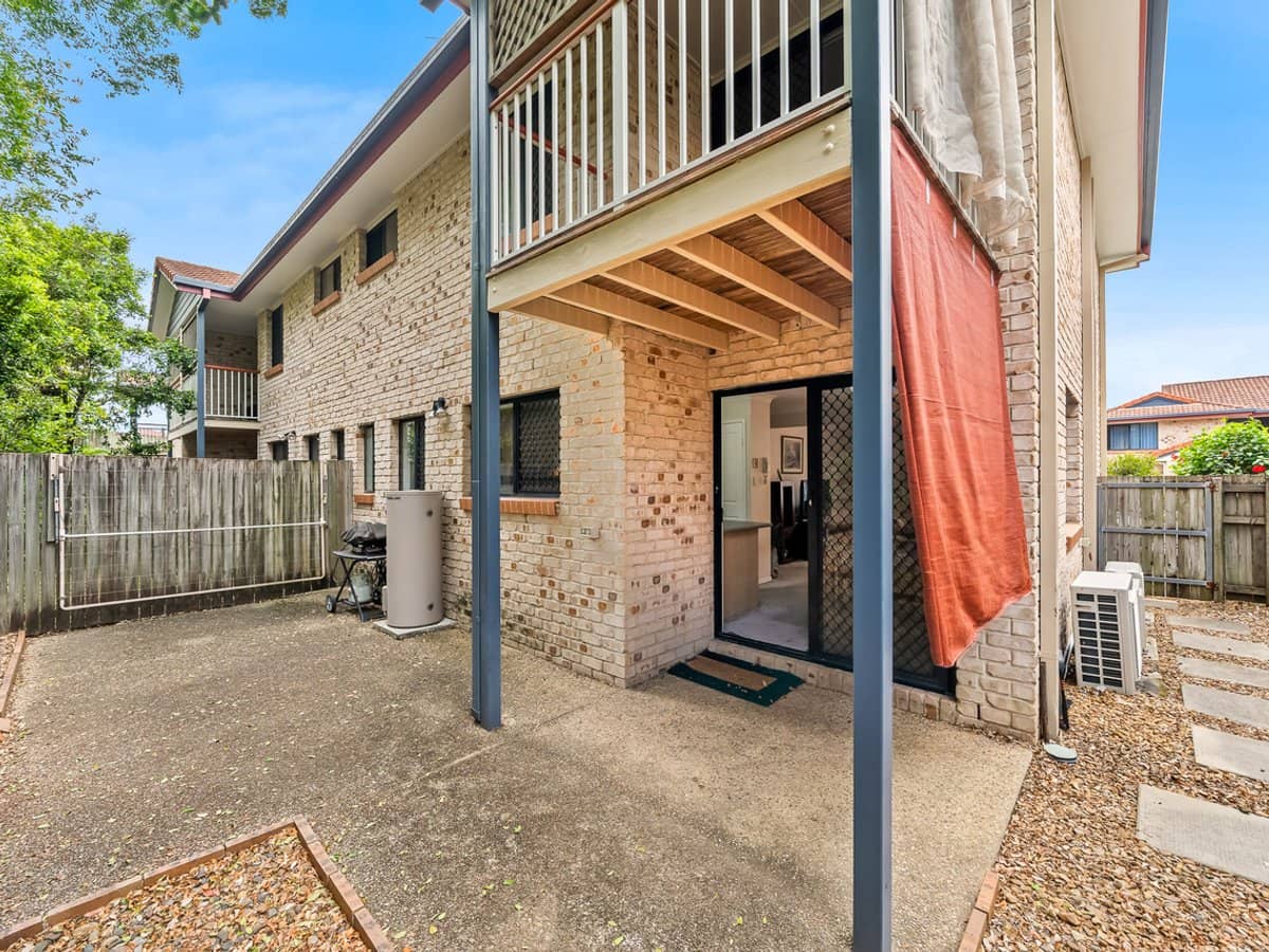 160 Chesterfield Crescent, KURABY - Thumbnail 8