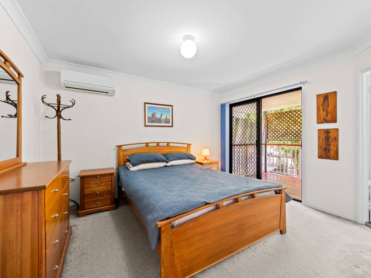 160 Chesterfield Crescent, KURABY - Thumbnail 9