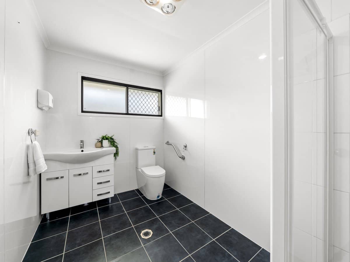 323 Hellawell Road, SUNNYBANK HILLS - Thumbnail 16