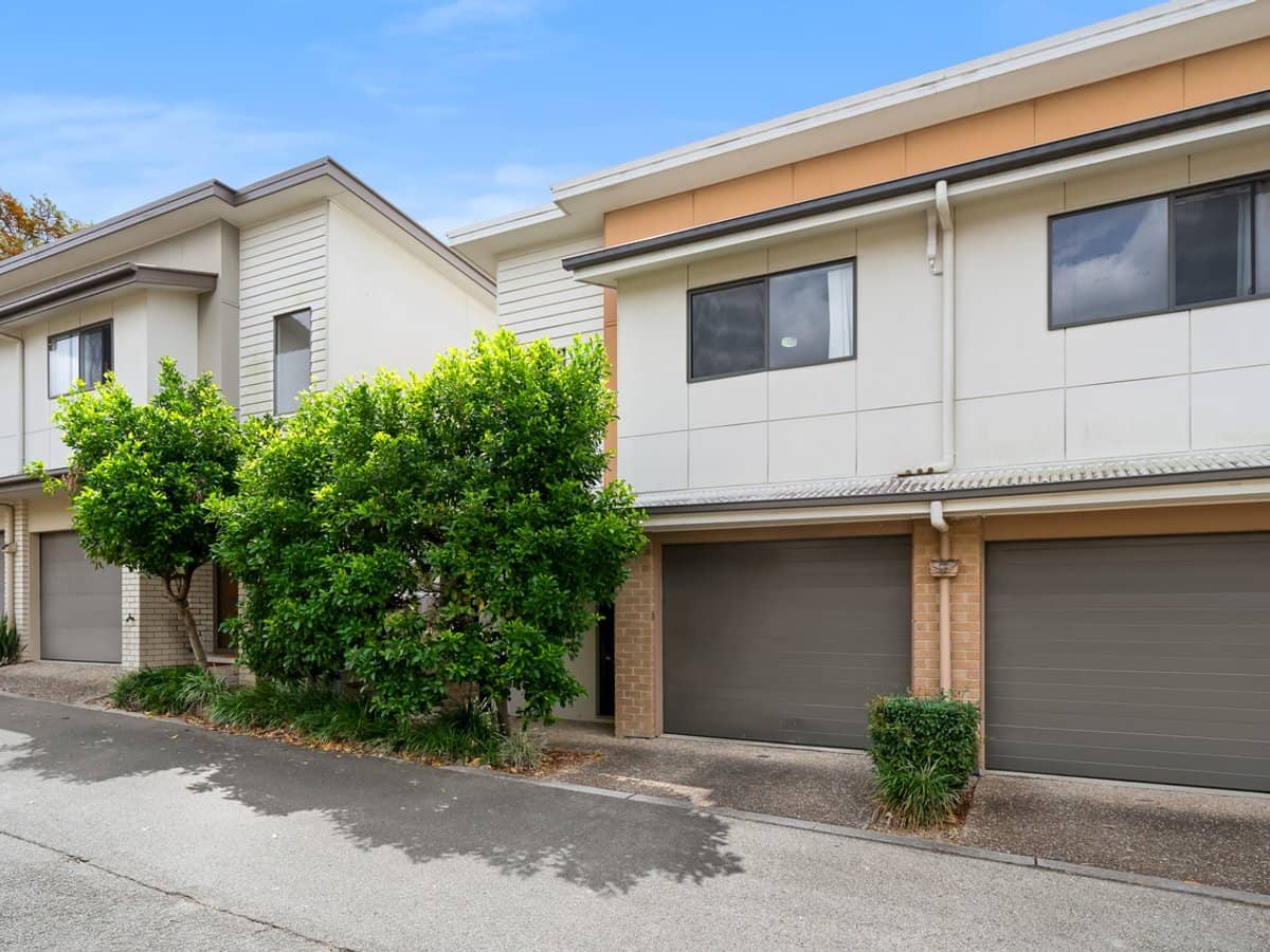 88 Candytuft Place, CALAMVALE - Thumbnail 1