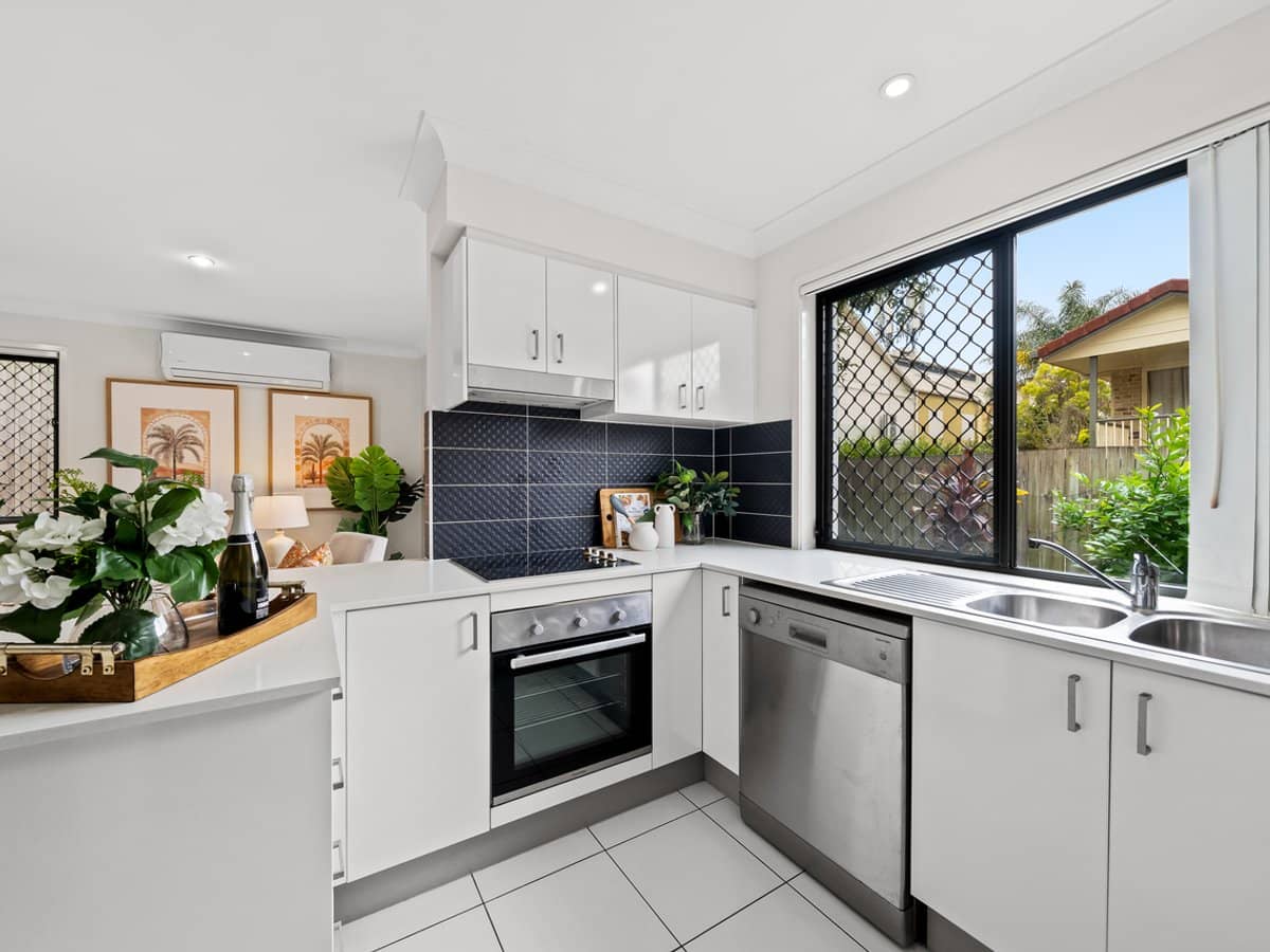 88 Candytuft Place, CALAMVALE - Thumbnail 3