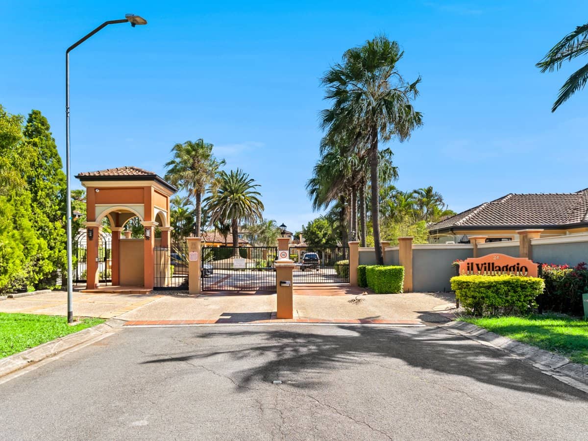 24 Radan Street, SUNNYBANK HILLS - Thumbnail 1