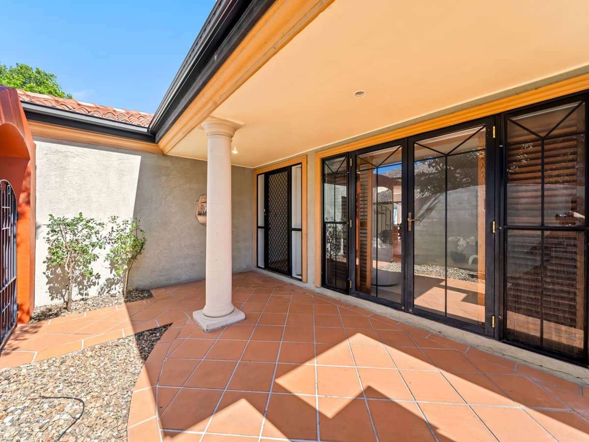 24 Radan Street, SUNNYBANK HILLS - Thumbnail 3