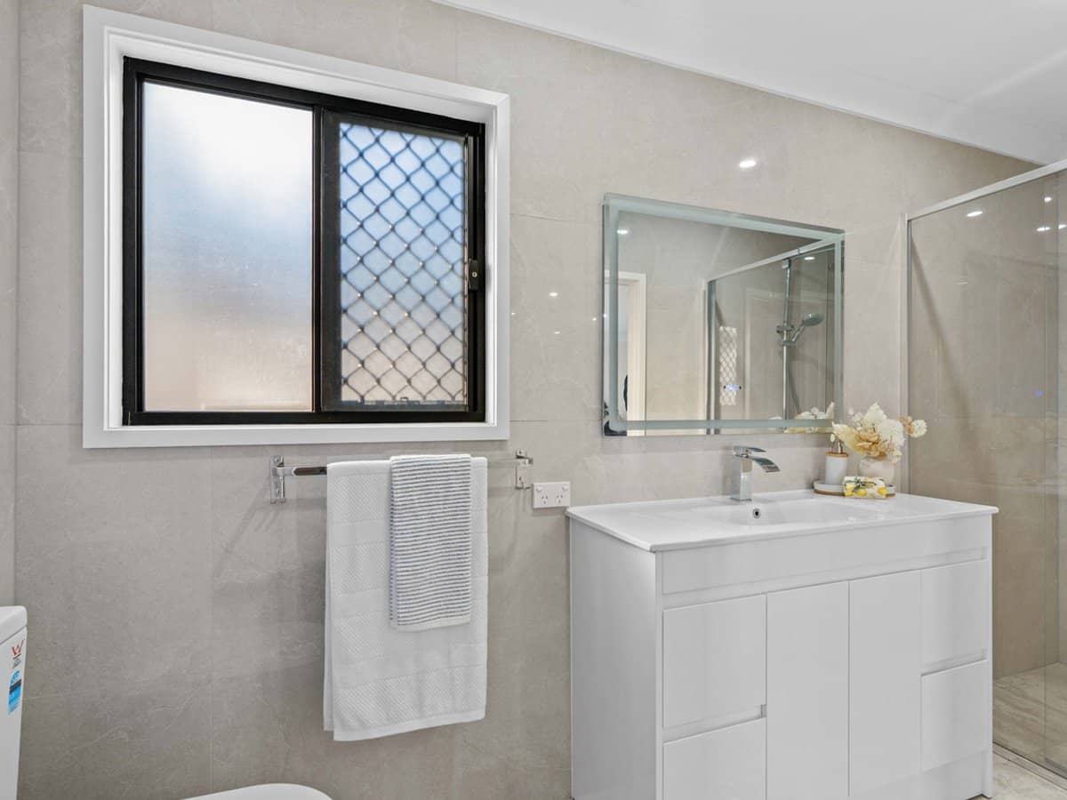 148 Mount Gravatt Capalaba Road, UPPER MOUNT GRAVATT - Thumbnail 15